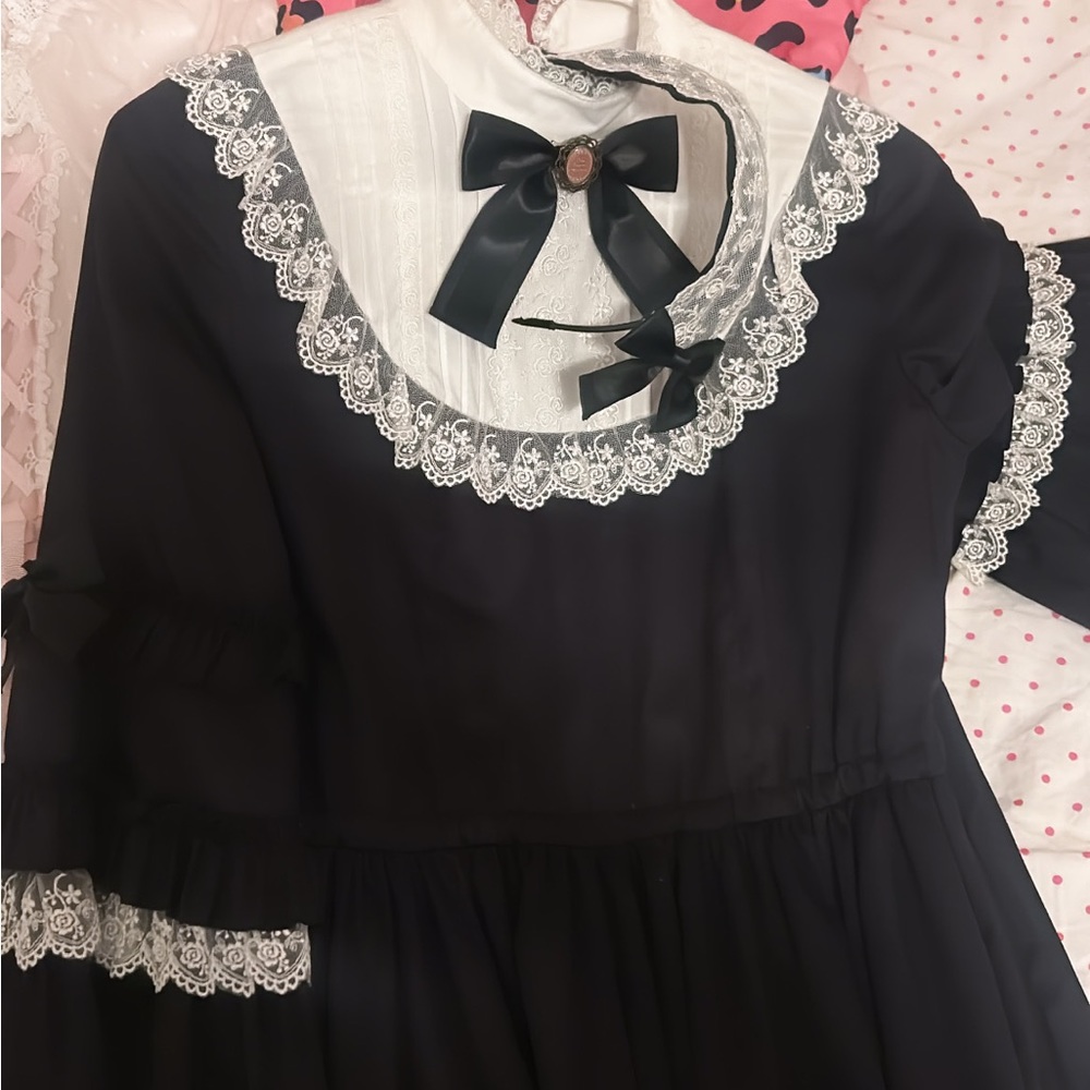 Baby the stars shine bright and gothic Lolita dress bundle